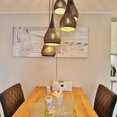 Appartementhaus Poenitzer Chaussee Auszeit Nr 7 * Scharbeutz